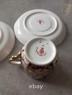 Pièce de cabinet vintage Couronne Derby Imari Tasses à café et soucoupes Menthe