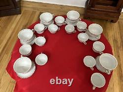 Rare Set de 24 Pièces de Thé, Café, Expresso Zsolnay Hongrie Vintage Célèbre