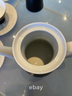 Rare ensemble de café en porcelaine fine Rosenthal Ebony Black vintage de Raymond Lowey pour 6 personnes