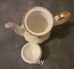 Royal Albert Old Country Roses Chine Coffee Set En Excellent État