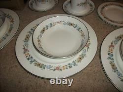 Royal Doulton Pastorale Service de table, thé et café 50 pièces