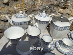 Royal Grafton Vintage Bone China Raffia