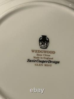 SERVICE À CAFÉ VINTAGE WEDGWOOD SUSIE COOPER 'GLEN MIST' DE 21 PIÈCES en excellent état