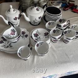 Service Royal Albert Mascarade 54 Pièces Trios Crémier Sucrier Assiette à Sandwich