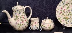 Service à café Country Meadow pour 6 personnes en porcelaine fine à la cendre d’os Queen’s England