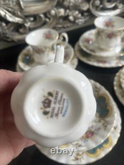 Service à café Royal Albert Berkeley, 21 pièces : théière, tasse, soucoupe, lait, sucre.