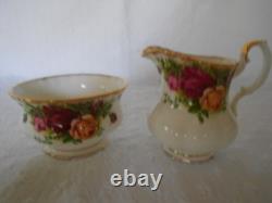 Service à café Royal Albert Old Country Roses 17 pièces pour 6 avec cafetière, très bon état