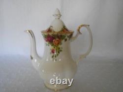 Service à café Royal Albert Old Country Roses 17 pièces pour 6 avec cafetière, très bon état