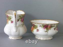 Service à café Royal Albert Old Country Roses 22 pièces: vieille théière, trio, assiette, pichet, bol