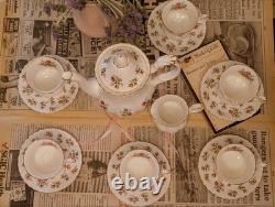 Service à café Royal Albert Winsome vintage en porcelaine de bone, floral, ensemble de 14 pièces, Angleterre