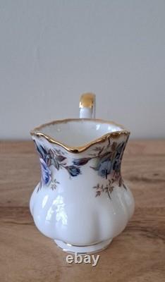 Service à café Royal Albert vintage Moonlight Rose, 22 pièces, comprenant une cafetière, très bon état