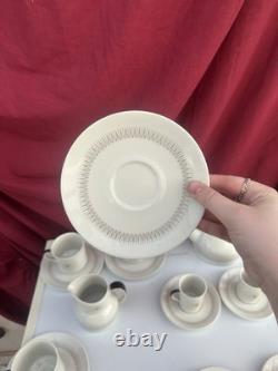 Service à café Royal Doulton Morning Star vintage des années 1960 avec tasses, sous-tasses, pot à café et pot à lait