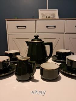 Service à café bistrot français vintage Apilco vert et or, 16 pièces, dont 4 tasses à petit-déjeuner