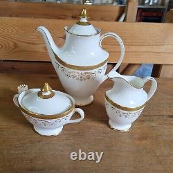 Service à café en 3 pièces Vintage Royal Doulton Bone China Belmont Gold H4991