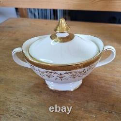 Service à café en 3 pièces Vintage Royal Doulton Bone China Belmont Gold H4991