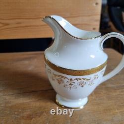 Service à café en 3 pièces Vintage Royal Doulton Bone China Belmont Gold H4991