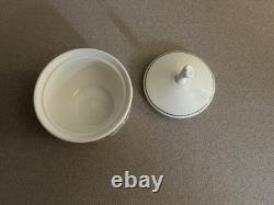 Service à café en porcelaine Bone China Wedgewood Perugia vintage pour 12 personnes