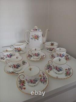 Service à café en porcelaine de Bone vintage Minton Marlow avec dorure