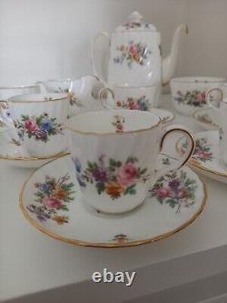 Service à café en porcelaine de Bone vintage Minton Marlow avec dorure