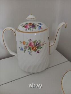 Service à café en porcelaine de Bone vintage Minton Marlow avec dorure