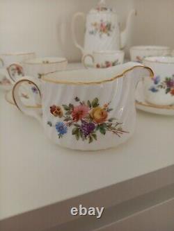 Service à café en porcelaine de Bone vintage Minton Marlow avec dorure