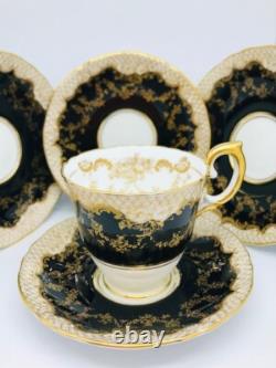 Service à café en porcelaine fine de Staffordshire Crown Vintage. Environ 1930.