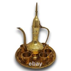 Service à café et à thé arabe ancien avec pot et tasses, service à café vintage du Moyen-Orient