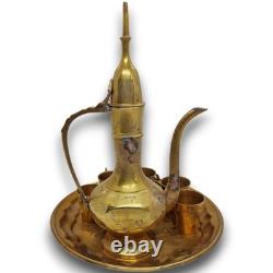 Service à café et à thé arabe ancien avec pot et tasses, service à café vintage du Moyen-Orient