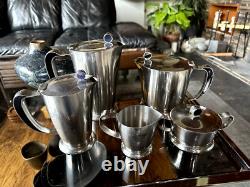 Service à café et à thé moderniste en acier inoxydable Gense de Suède des années 1960