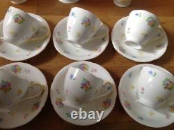 Service à café peint à la main de 15 pièces Grafton (A. B. Jones) comprenant une cafetière