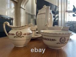 Service à café vintage Johnson Bros Old English 16 pièces bordeaux et or Angleterre Exc