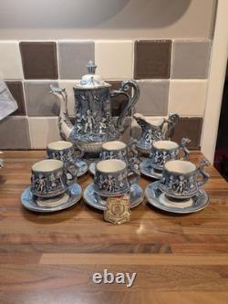 Service à café vintage R. Capodimonte Mas chérubin/dragon bleu et blanc avec bordure dorée