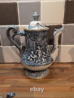 Service à café vintage R. Capodimonte Mas chérubin/dragon bleu et blanc avec bordure dorée