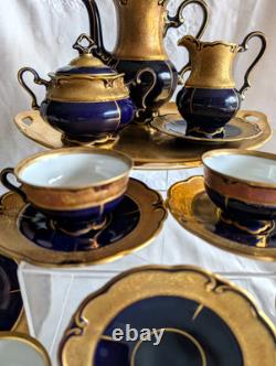 Service à café vintage en porcelaine Graf von Henneberg Ilmenau, Allemagne, véritable cobalt, 15 pièces Service à café vintage en porcelaine Graf von Henneberg Ilmenau, Allemagne, véritable cobalt, 15 pièces
