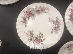 Service à café vintage en porcelaine de Chine Royal Albert Violet Rose, 19 pièces, Angleterre, années 1960