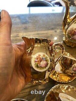 Service à café vintage en porcelaine fine Bondware Gold Dimitasse avec scène de courtoisie de Fragonard