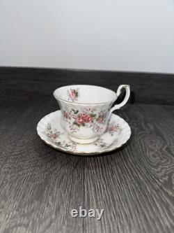 Service à dîner, café et thé Royal Albert Lavande Rose de 54 pièces vintage 1961