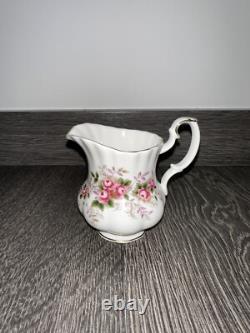 Service à dîner, café et thé Royal Albert Lavande Rose de 54 pièces vintage 1961