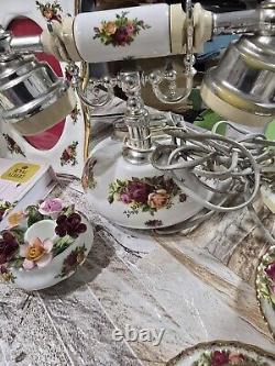 Service à dîner et à thé Royal Albert Old Country Roses en porcelaine fine vintage, 62 pièces