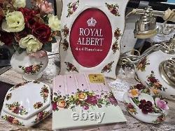 Service à dîner et à thé Royal Albert Old Country Roses en porcelaine fine vintage, 62 pièces