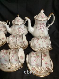Service à thé Royal Albert Victoriana Rose 28 pièces, grande théière, cafetière, 12 duos