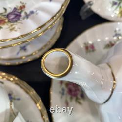 Service à thé Royal Worcester Roanoke de 23 pièces pour 6 personnes, comprenant une théière, un pot à lait et un sucrier