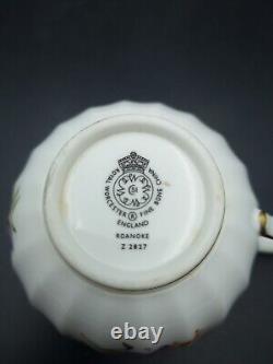 Service à thé Royal Worcester White Roanoke pour 6 personnes - 1ère qualité