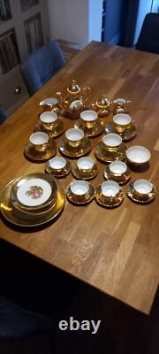 Service à thé/café en porcelaine fine vintage de 36 pièces, doré.