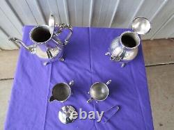 Service à thé, cafetière, pot à crème, sucrier, pinces en argent plaqué étain vintage