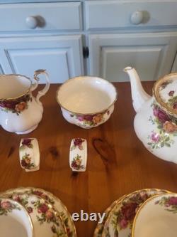 Service à thé et à café Vintage Royal Albert Old Country Roses (absolument charmant)