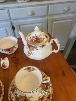 Service à thé et à café Vintage Royal Albert Old Country Roses (absolument charmant)