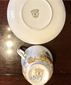 Service à thé et assiettes en porcelaine fine Royal Stafford (27 pièces)