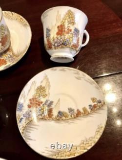 Service à thé et assiettes en porcelaine fine Royal Stafford (27 pièces)