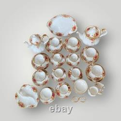 Service à thé et café Royal Albert Old Country Roses 38 pièces Vintage